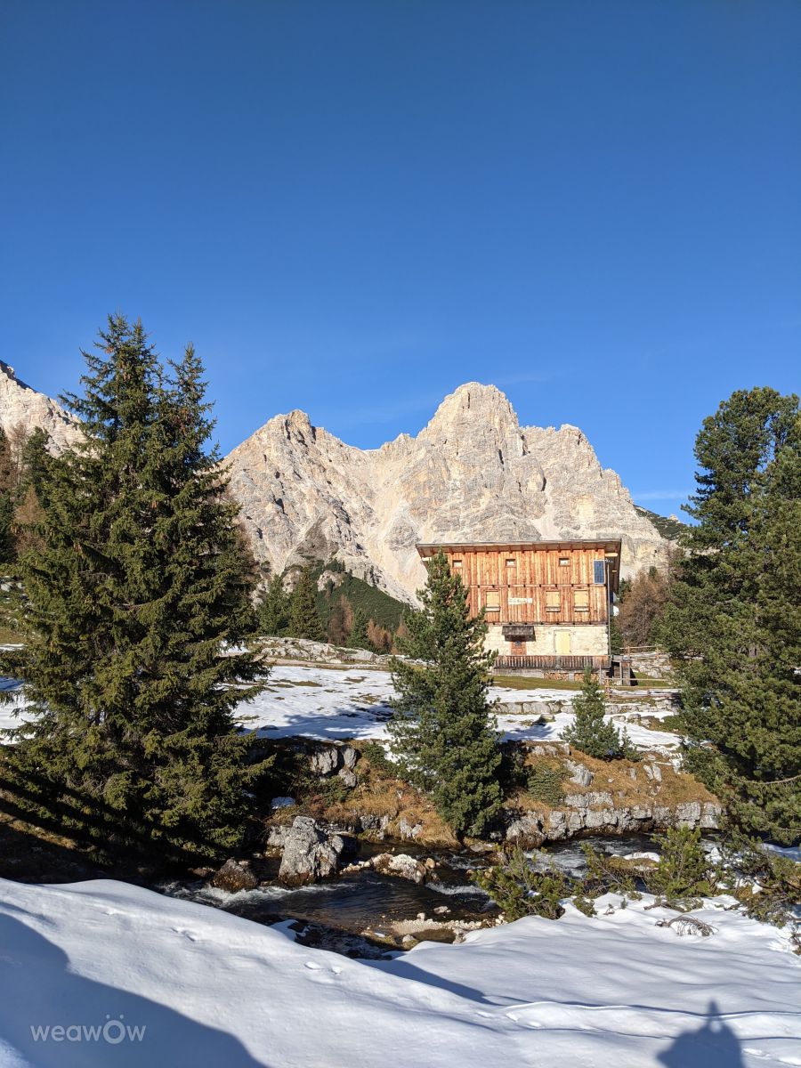 Photographer leschless, Weather Photos in Fanes - Weawow