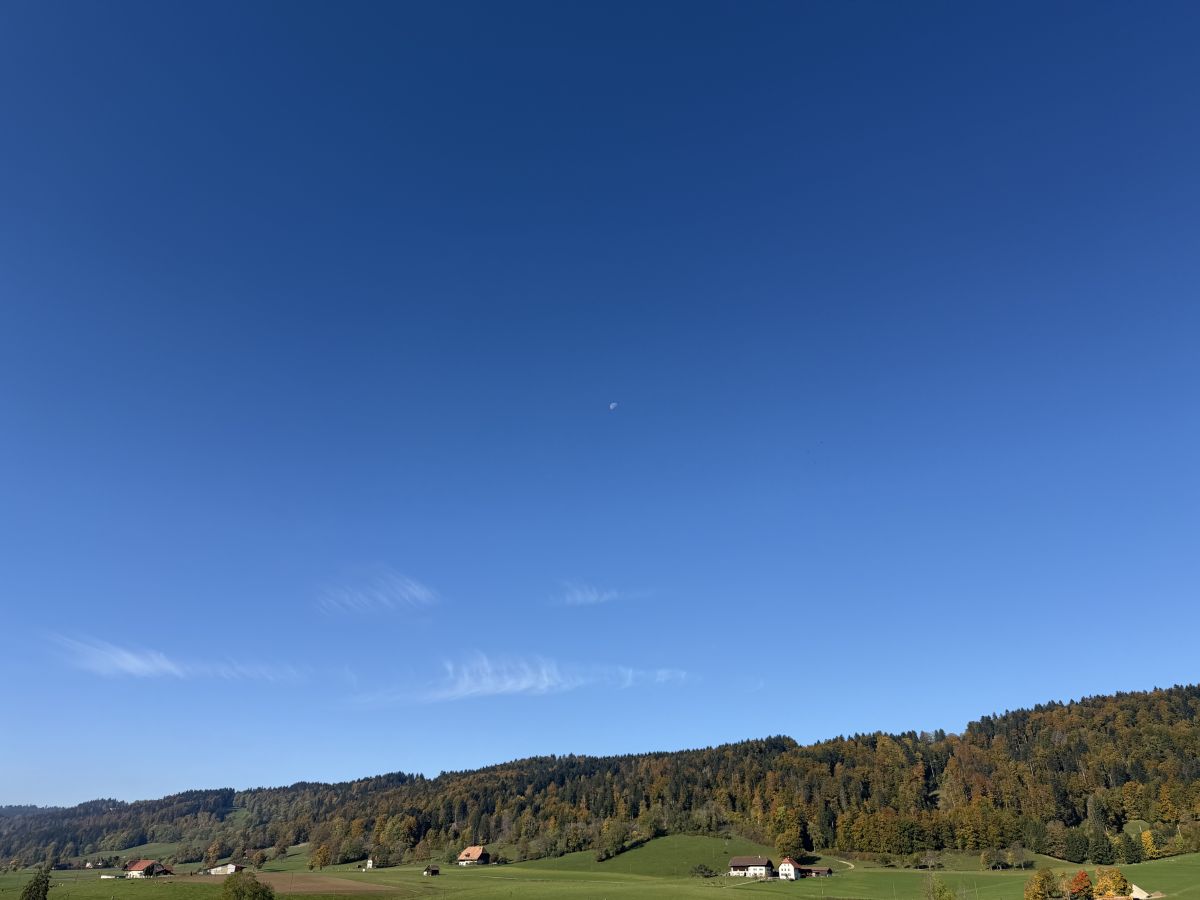 Photos météo à Renan. Prévisions météo avec de superbes photos de SwissEloi