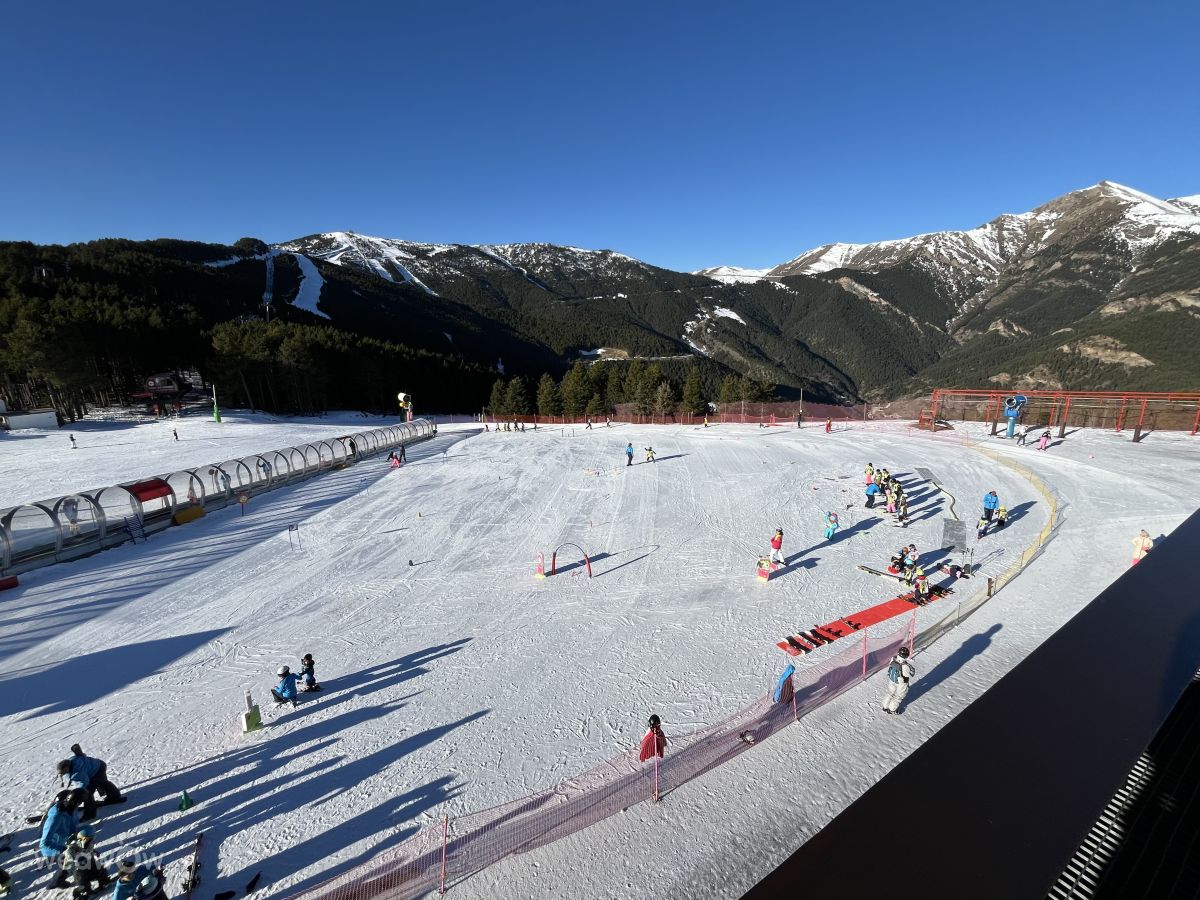 Weather Photos in Andorra. Weather forecasts with beautiful photos by mrMarmaduke
