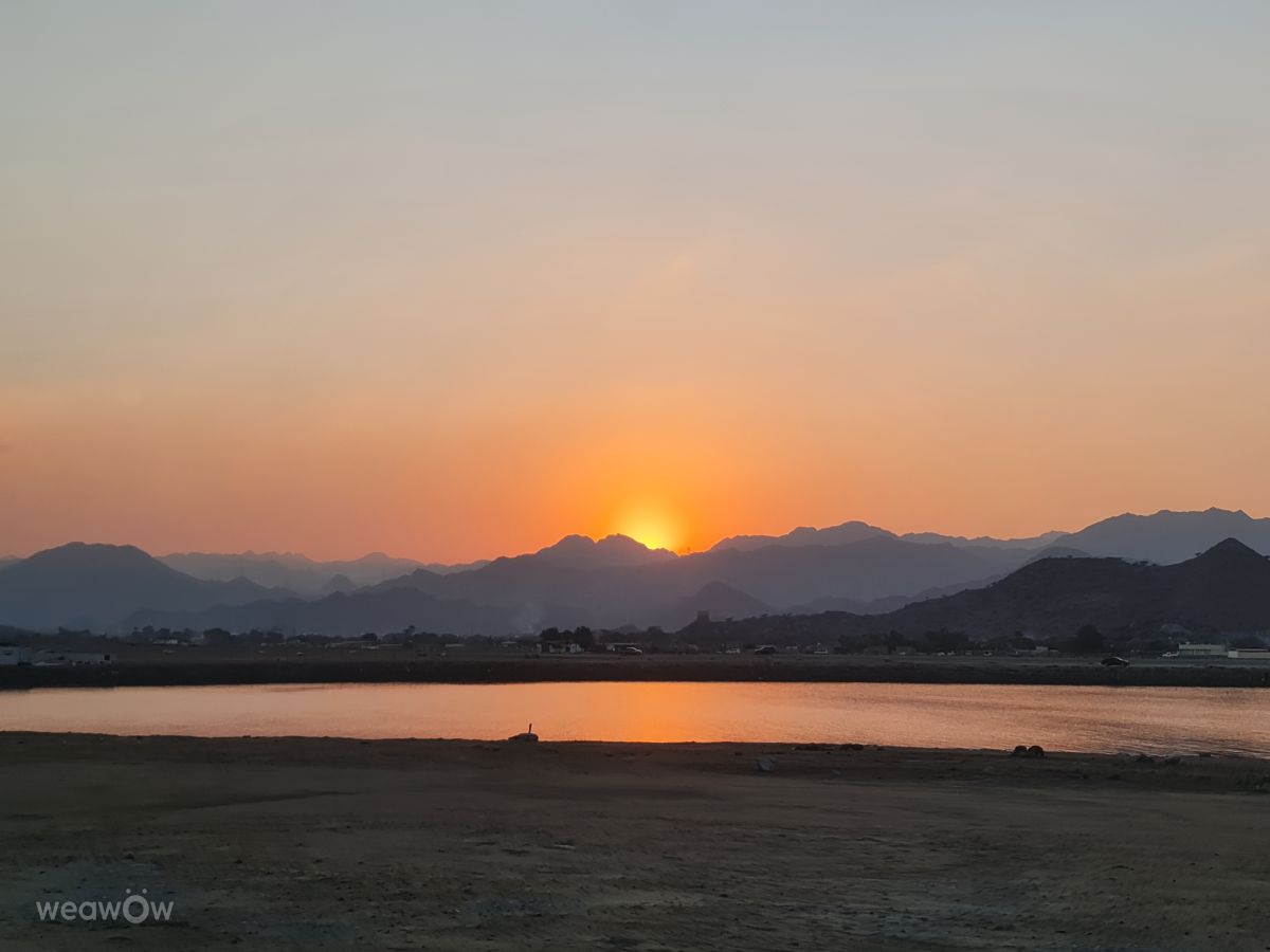 Weather forecasts with beautiful photos by phantran