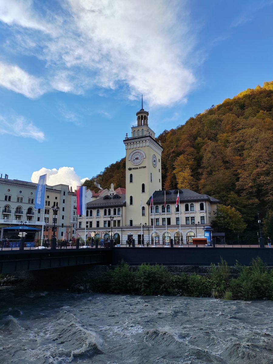 写真家 Albert_Smelovtsev、Roza Khutorの天気写真 - Weawow