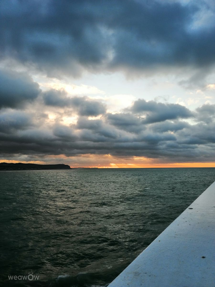 Photographer maichai, Weather Photos in Calais - Weawow