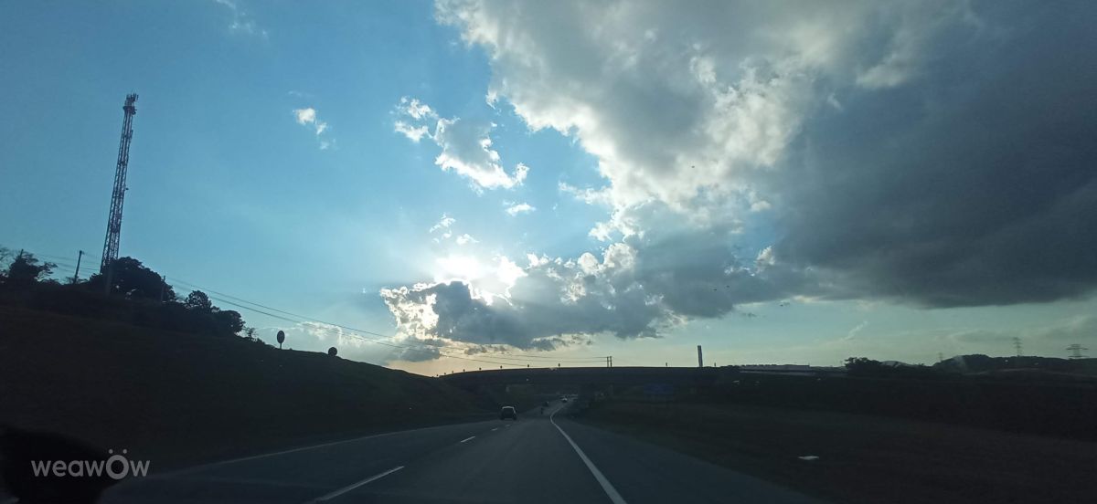 Photos météo à Arujá. Prévisions météo avec de superbes photos de Lucas França_fb1