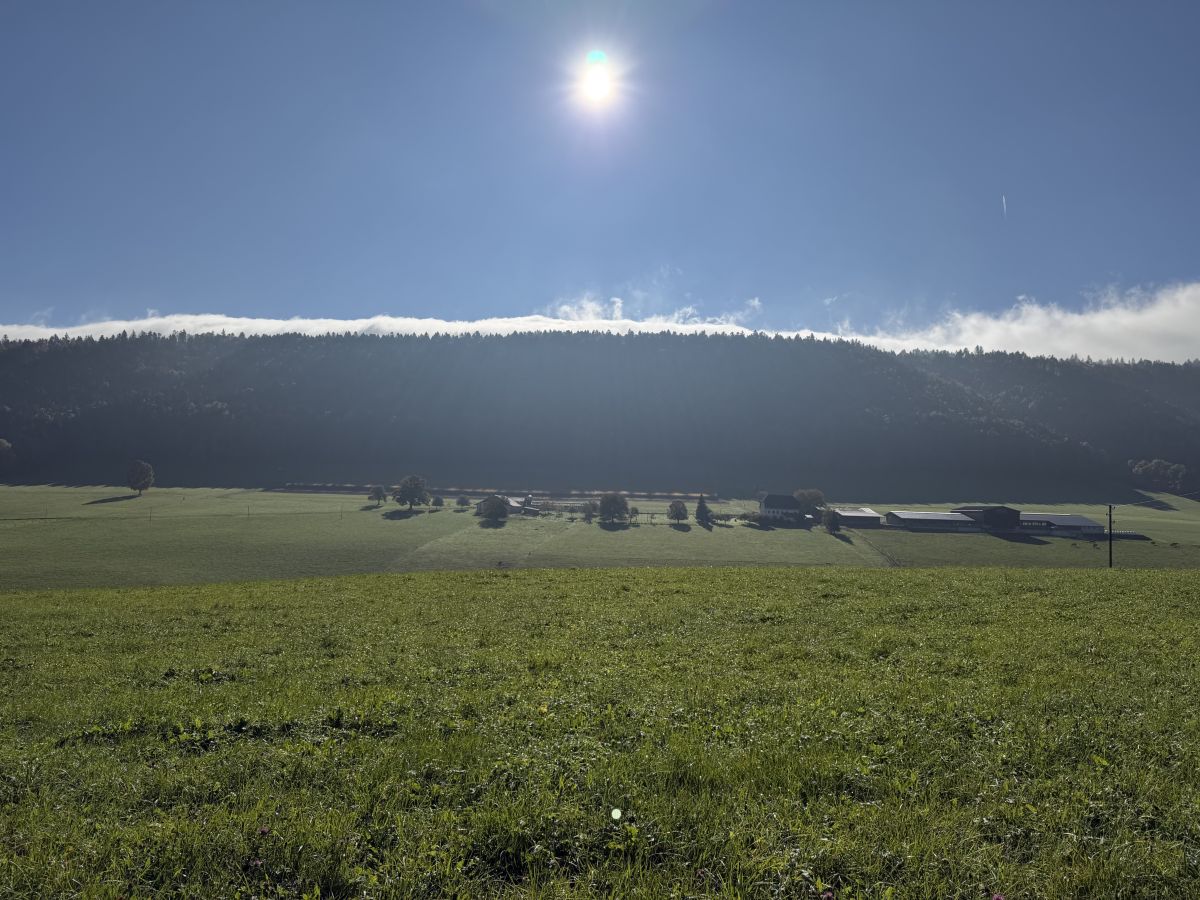Photos météo à Renan. Prévisions météo avec de superbes photos de SwissEloi