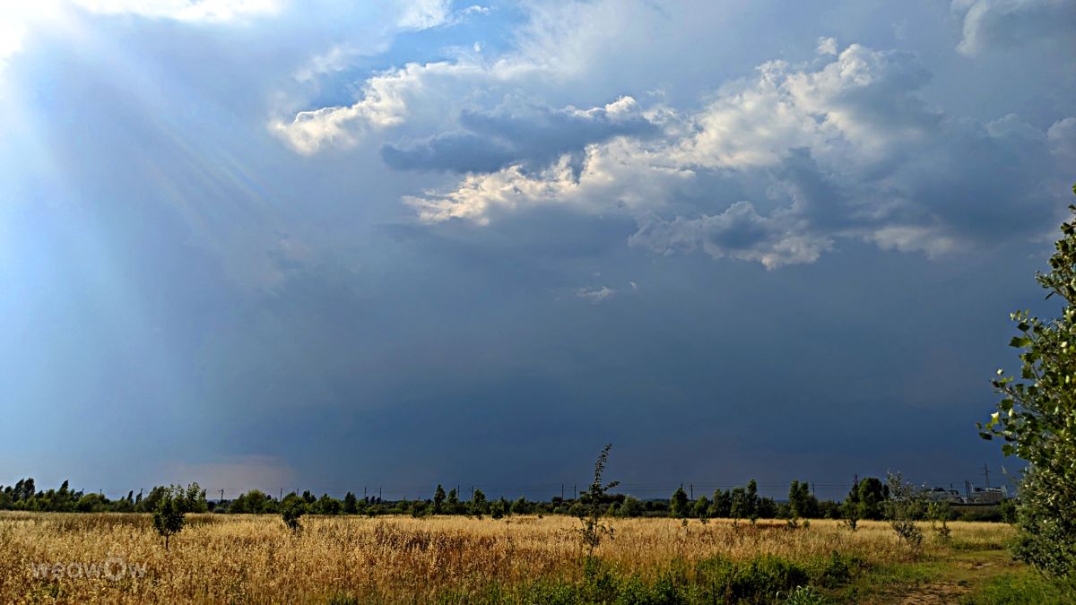 Photographer tony5636, Weather Photos in Vergèze - Weawow