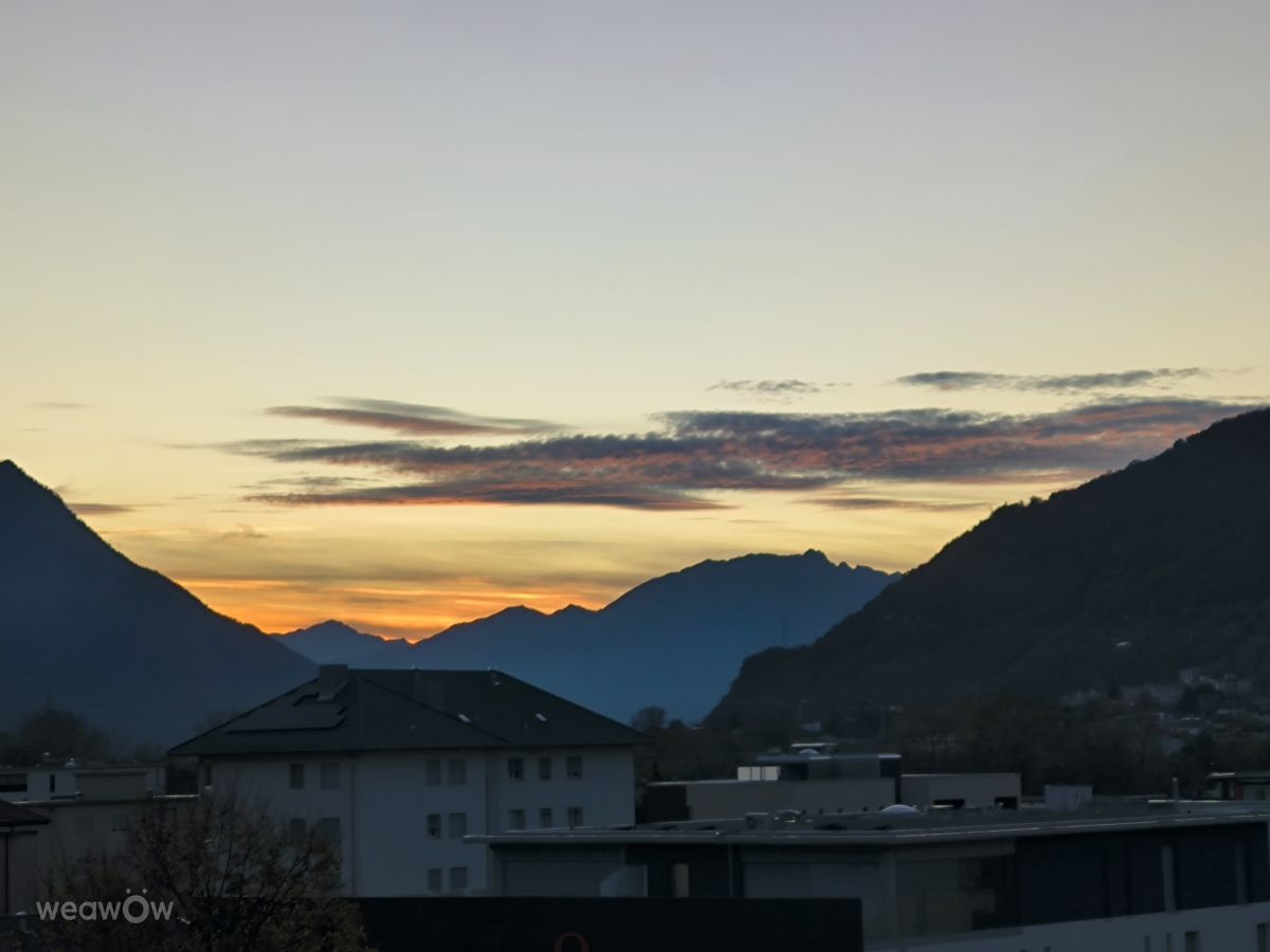 Фотограф Michele Trillini, Фотографии Погоды в Беллинцона - Weawow