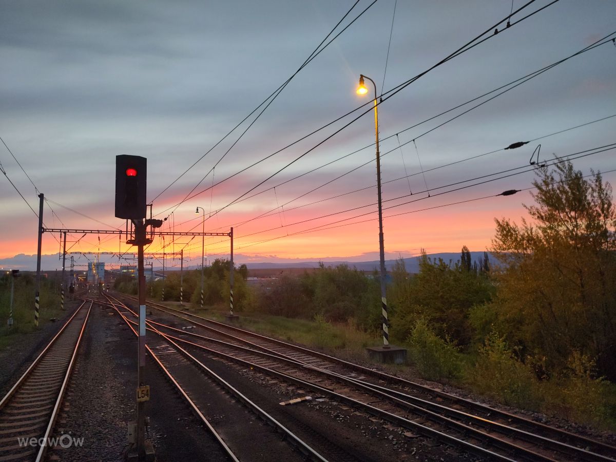 Fotos do tempo em [Tušimice] power station chimney. Previsões do tempo com lindas fotos de drollted