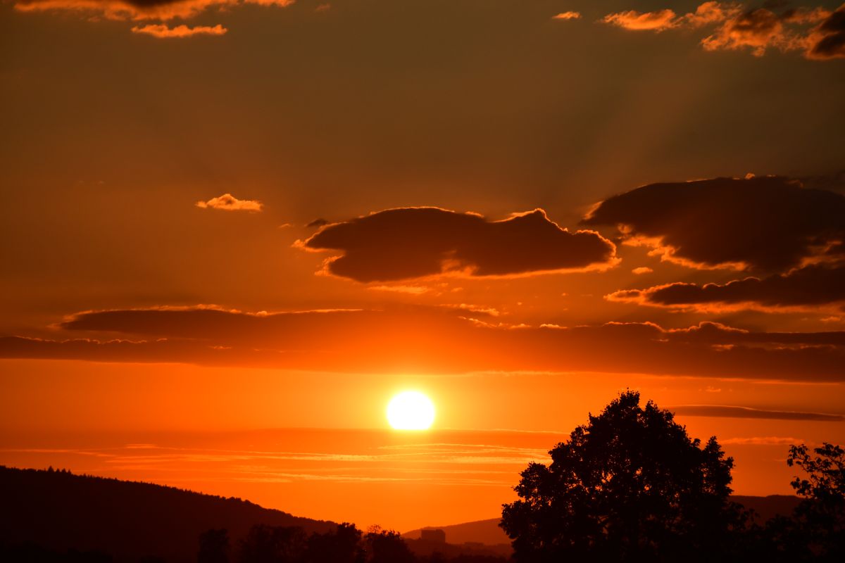 Weather forecasts with beautiful photos by Tarkus19