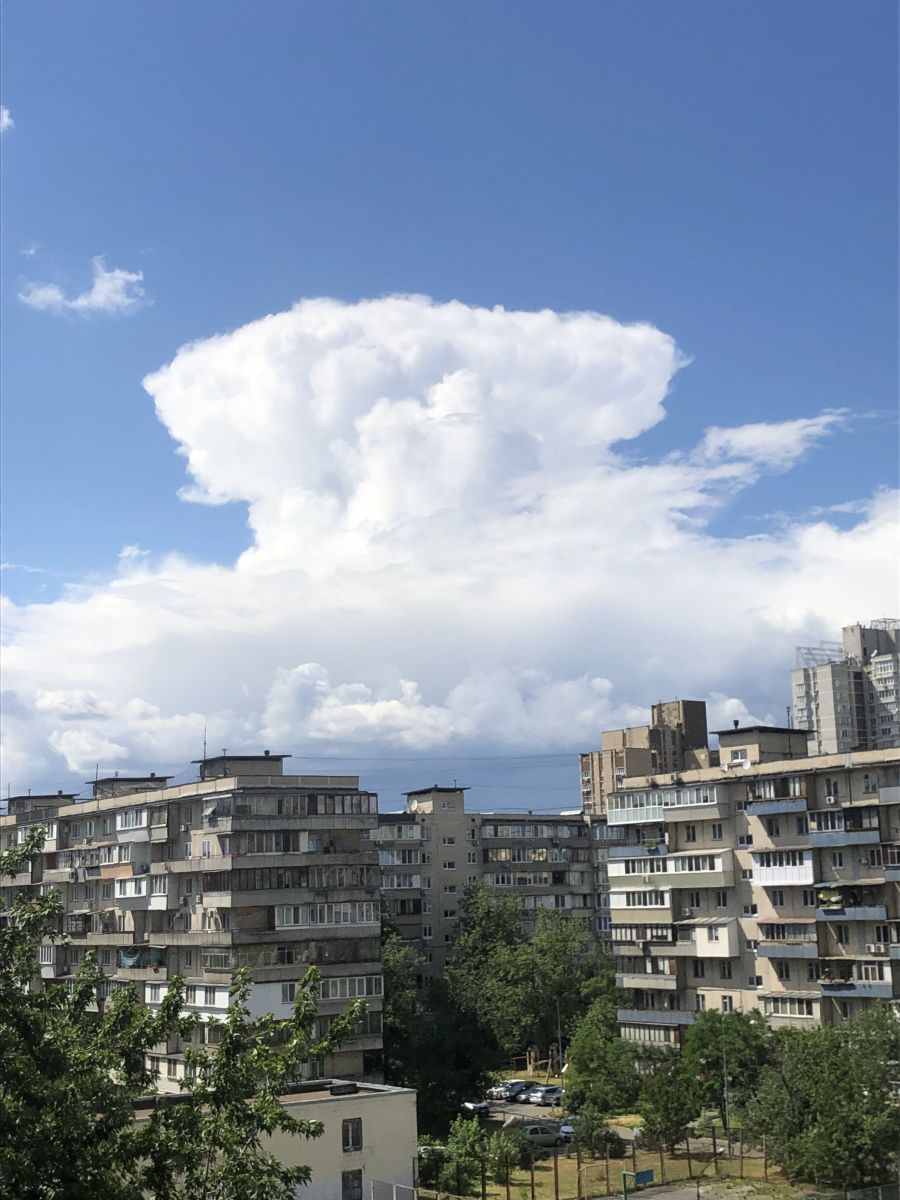 キーウの天気写真. YuriyLinの美しい写真による天気予報