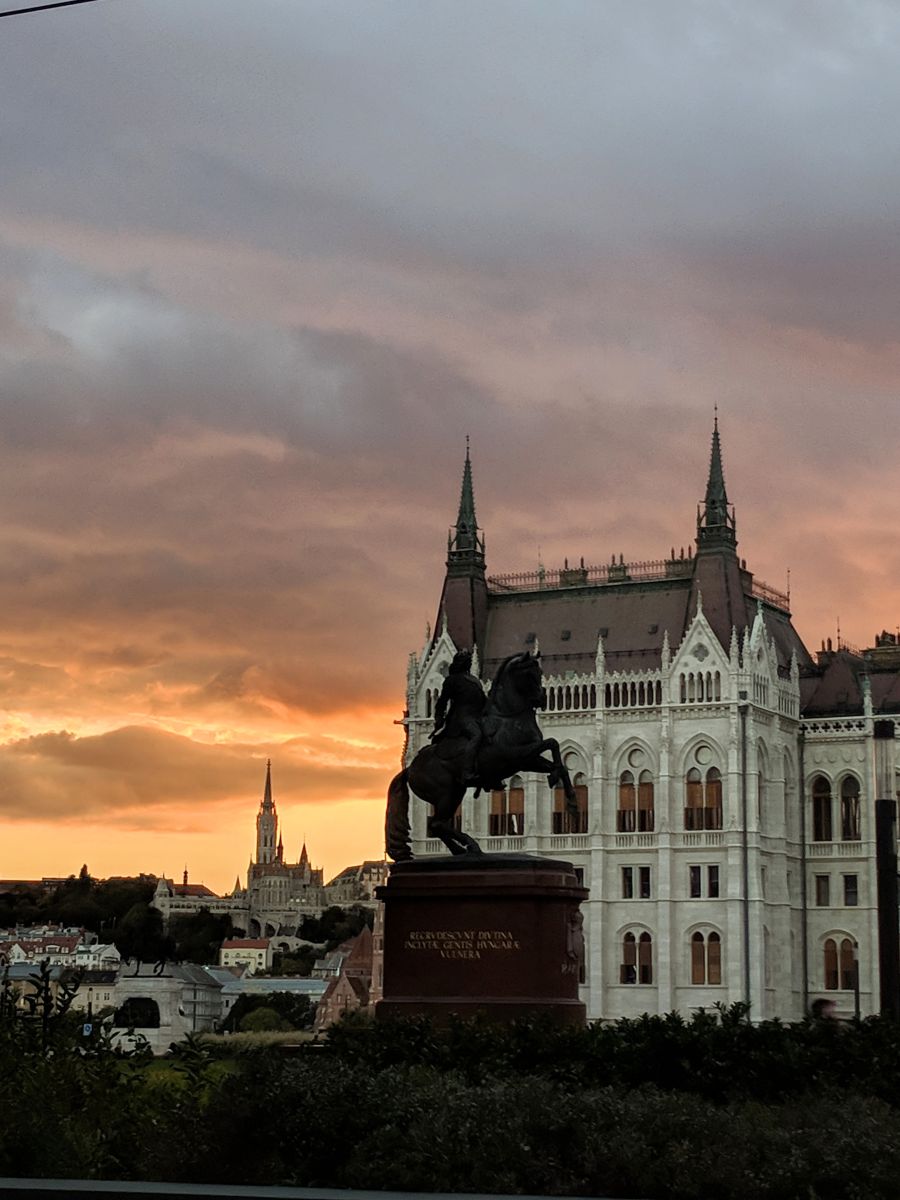 Weather forecasts with beautiful photos by GalynaP