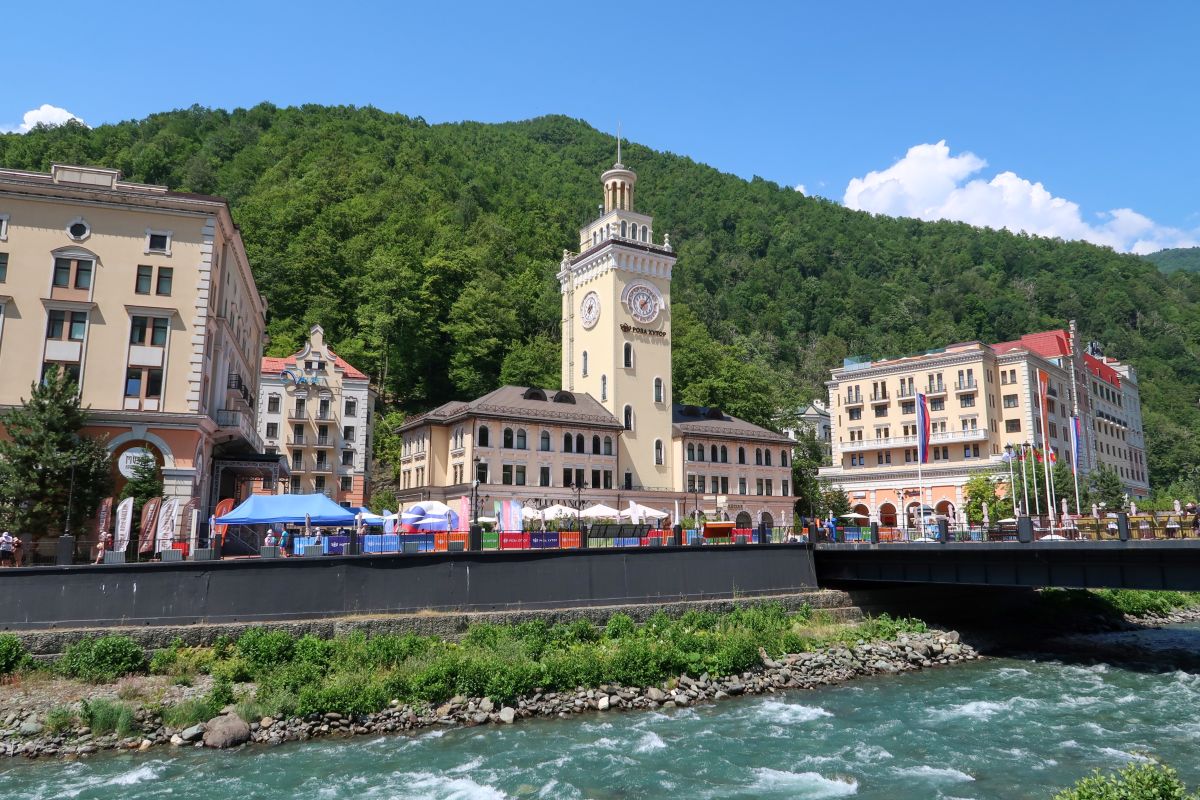 Photographer miha73, Weather Photos in Roza Khutor - Weawow