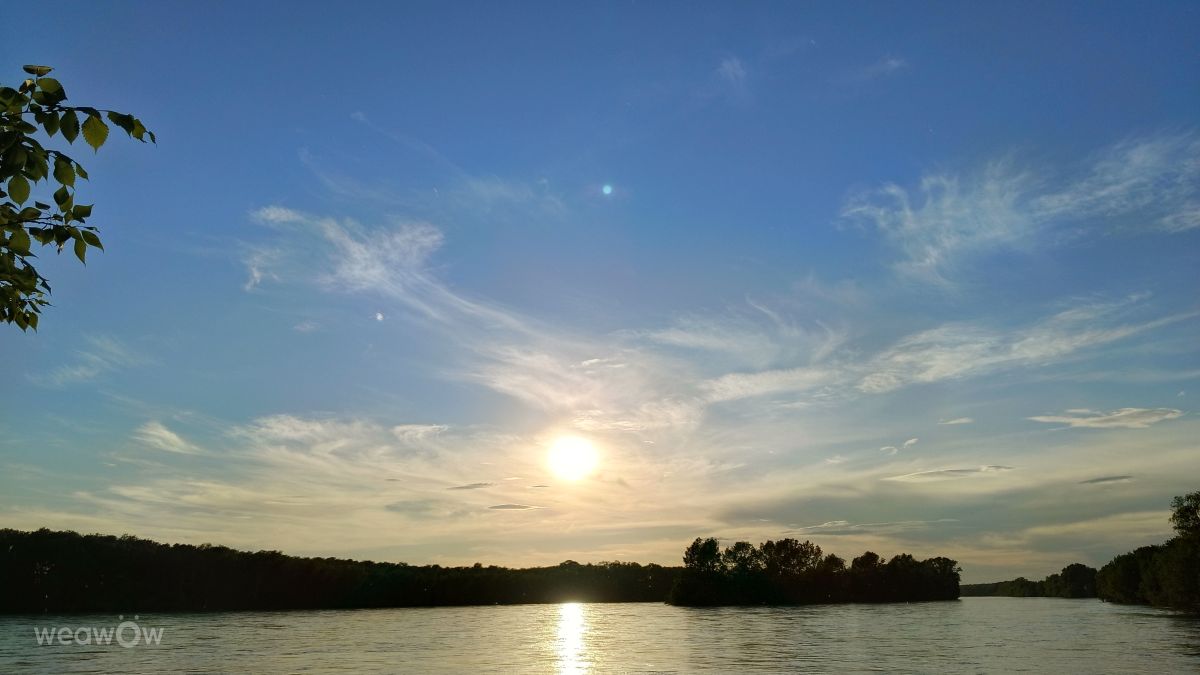 Fotografos ЮлЯШа, Fotos do tempo em Gorodckoy Pliazh V Parke "Samal" - Weawow