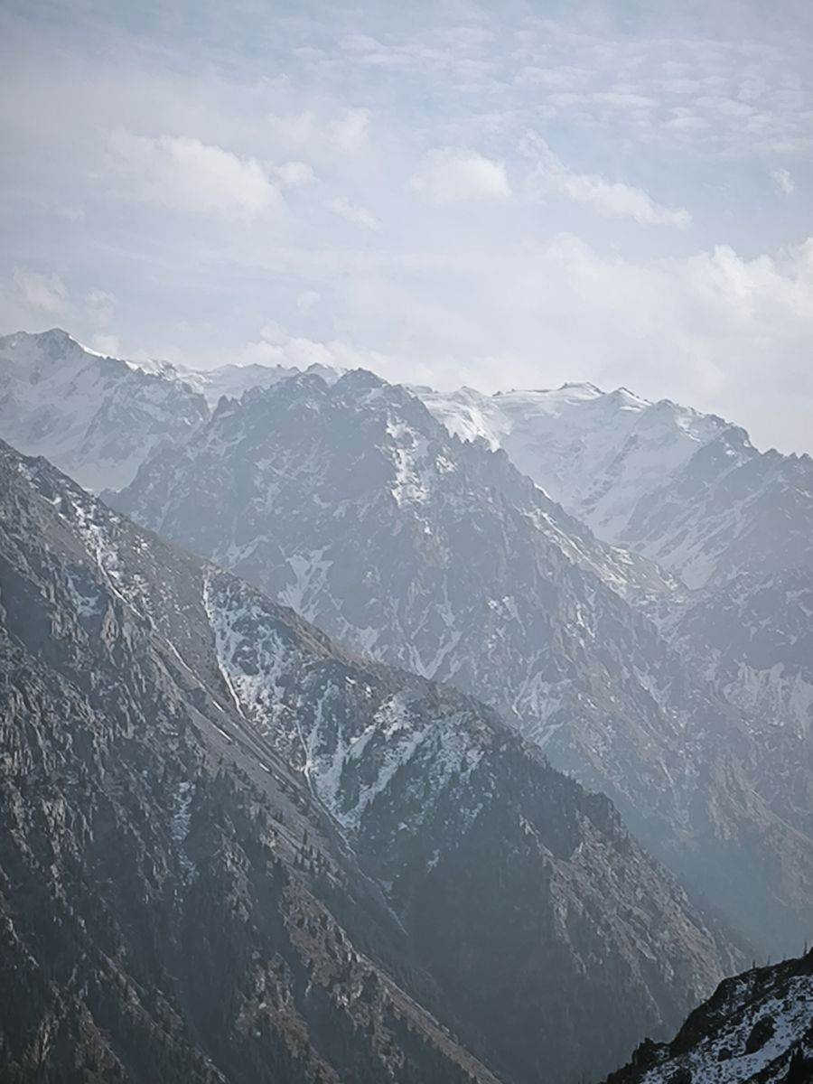 Fotografos Владимир Екименко, Fotos do tempo em Almaty - Weawow