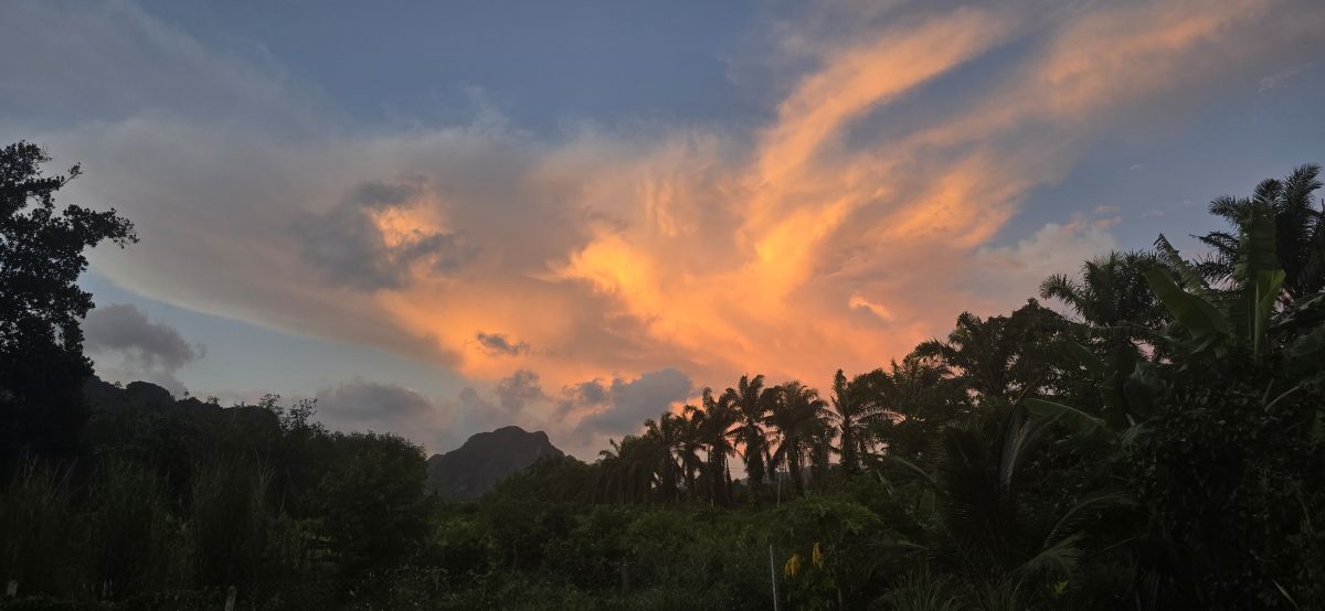 Weather Photos in Thailand. Weather forecasts with beautiful photos by MikkoG8