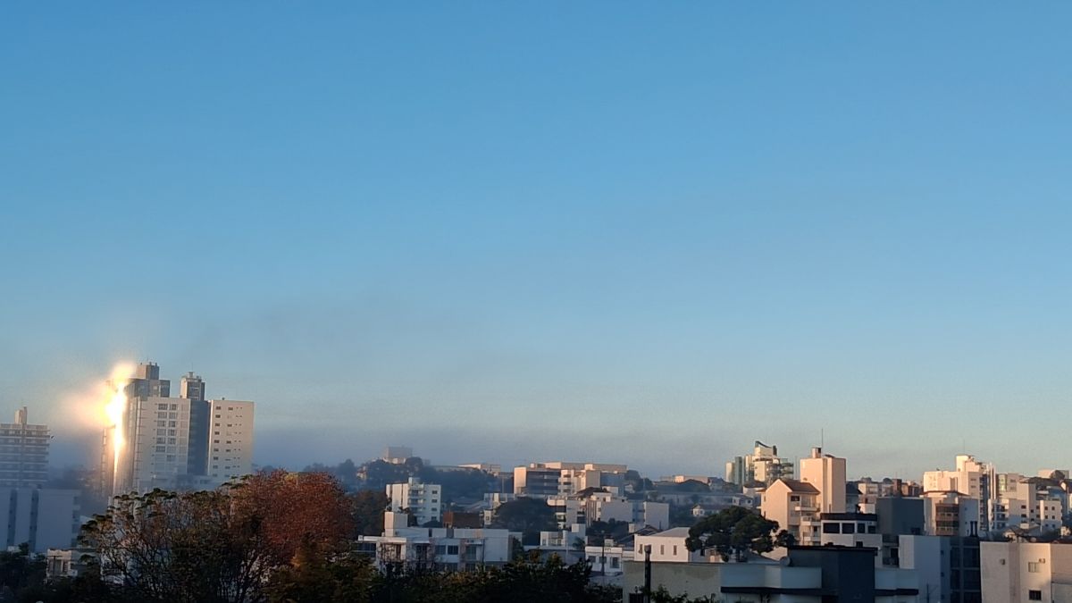 巴西的天气照片. 天气预报，带ndresilva精美的照片