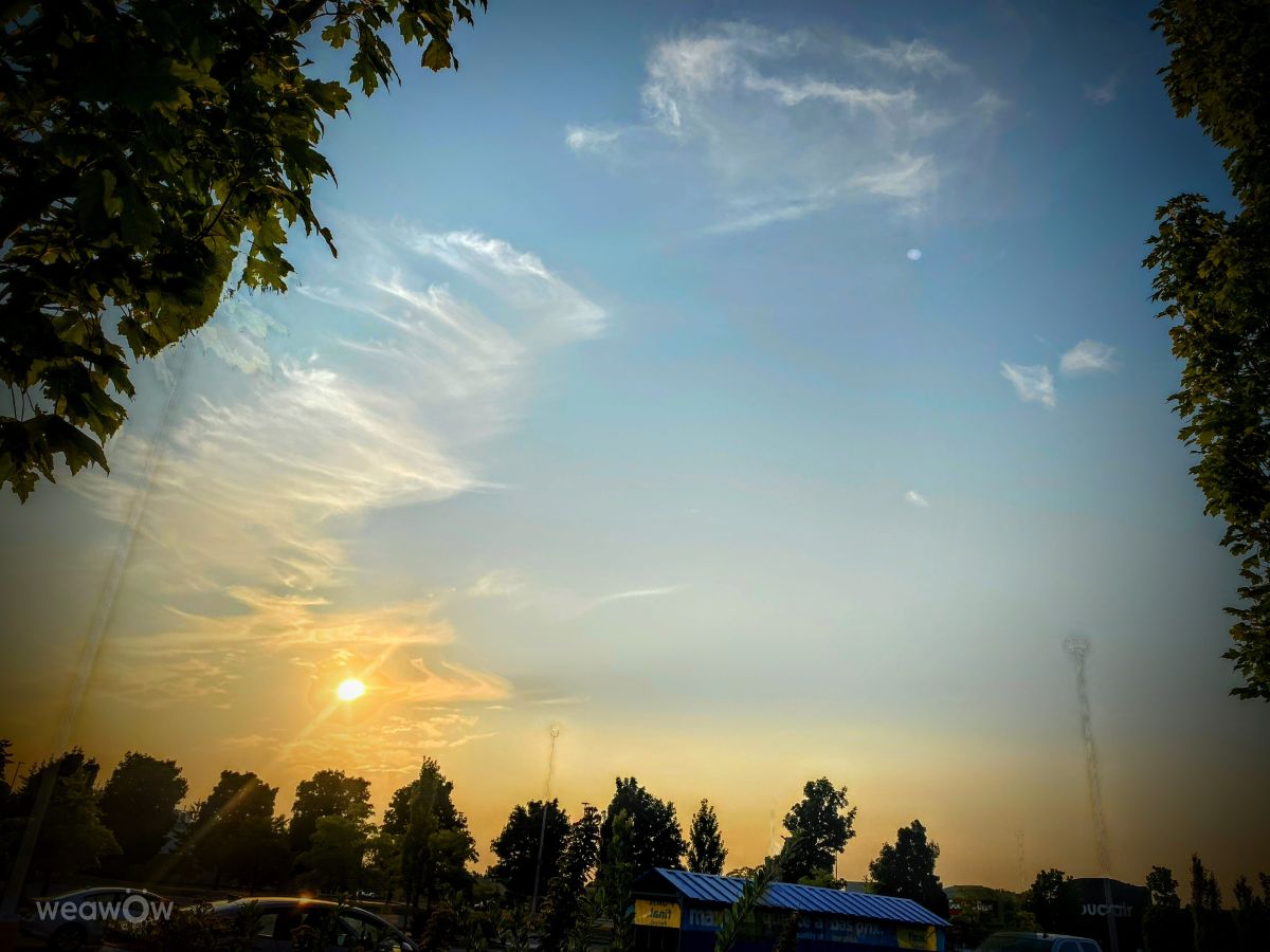 Weather Photos in le Plateau. Weather forecasts with beautiful photos by Lulu5523