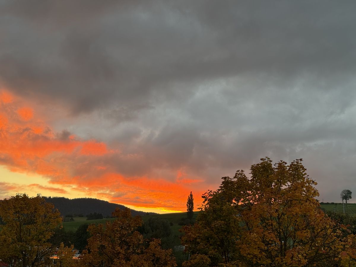 Photos météo à Reconvilier. Prévisions météo avec de superbes photos de SwissEloi