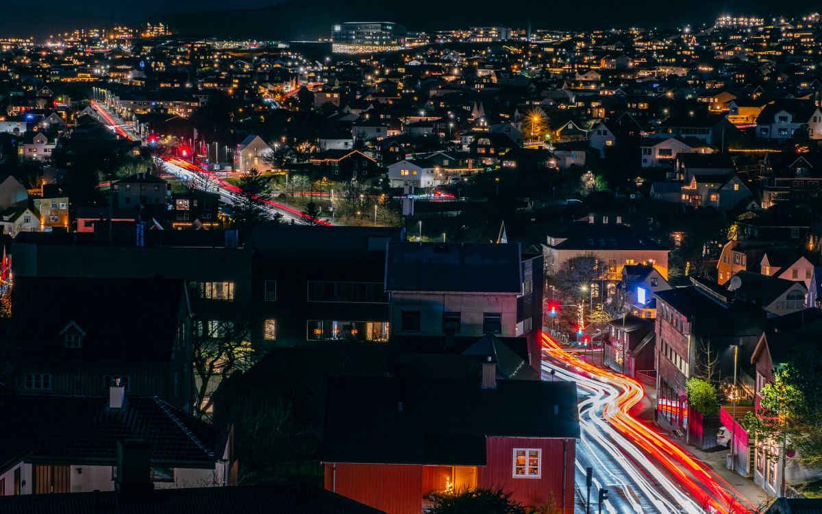 Weather forecasts with beautiful photos by VH-Photos