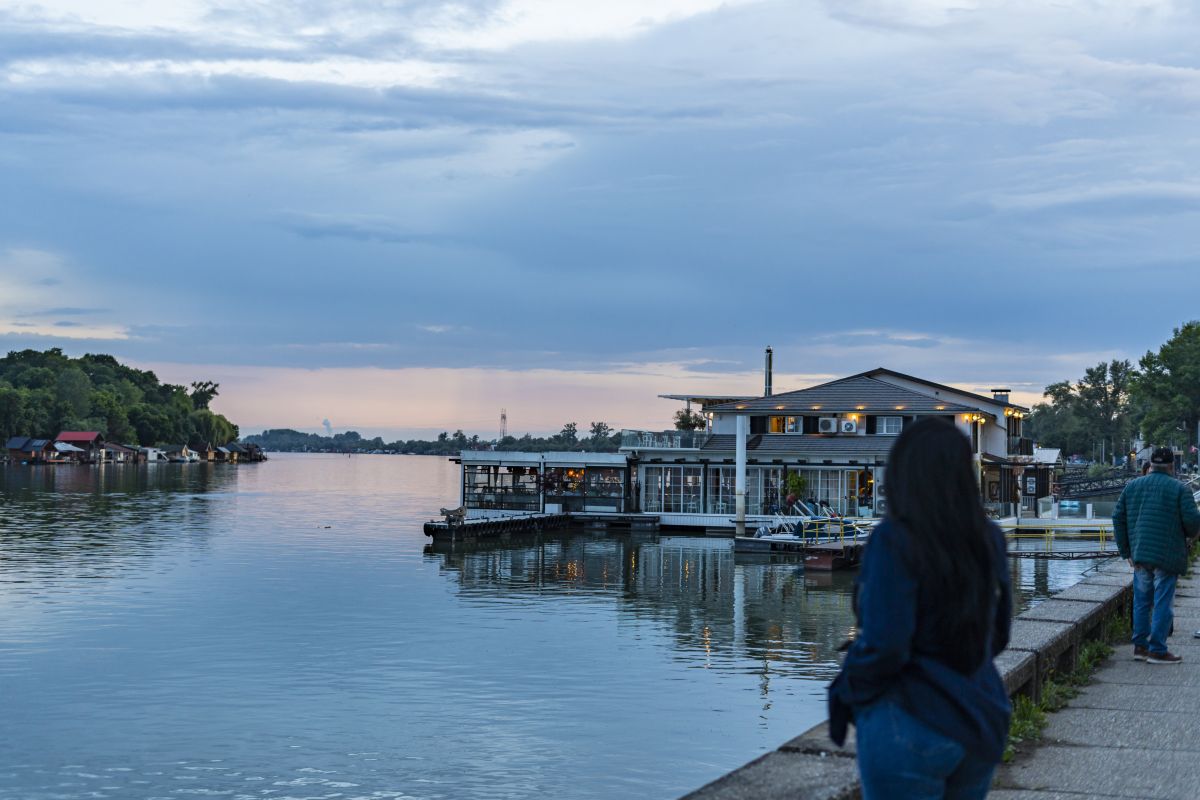 摄影师 niki81vd，Novi Beograd的天气照片 - Weawow