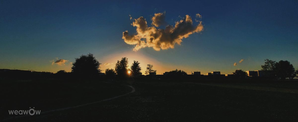Weather Photos in The Netherlands. Weather forecasts with beautiful photos by NaomiElena