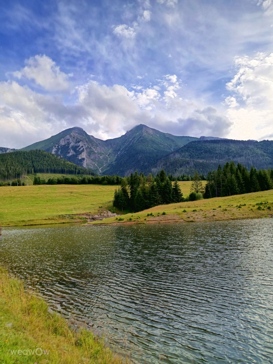 Weather forecasts with beautiful photos by _richardd