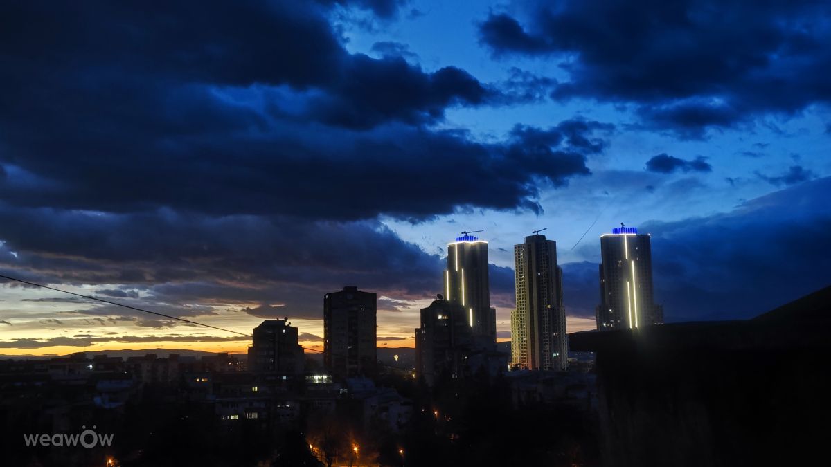 Weather forecasts with beautiful photos by DigitalW