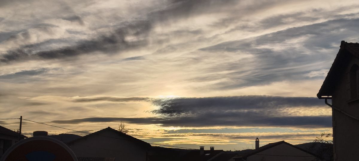 Photos météo à Auvergne-Rhône-Alpes. Prévisions météo avec de superbes photos de Valdelacalice