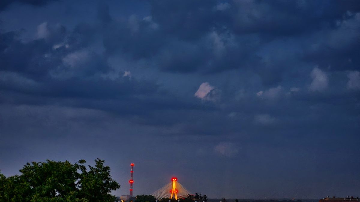 ジェシュフの天気写真. KristofRossoの美しい写真による天気予報