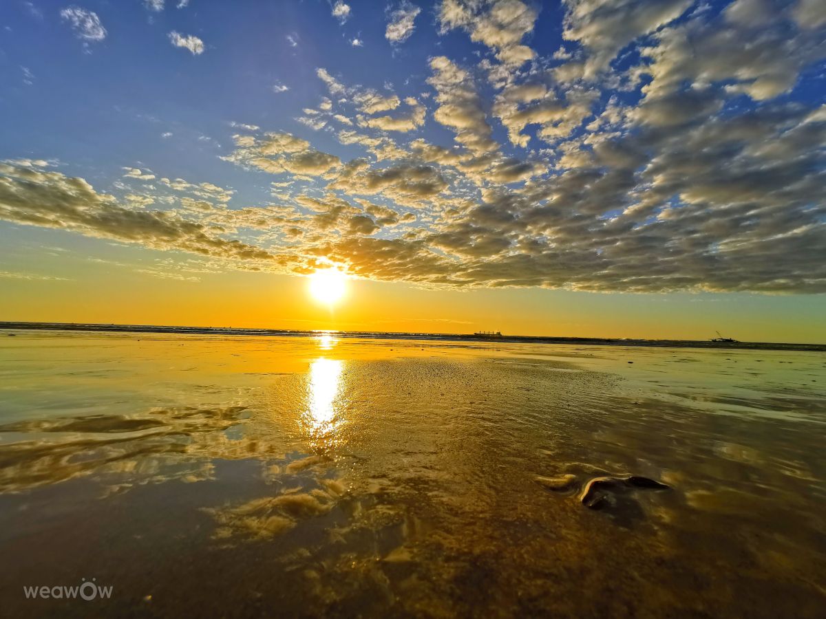 Weather forecasts with beautiful photos by Hoby Nanah