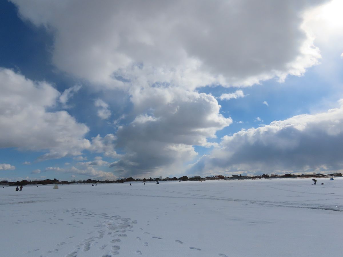 Kamensk-Uralskyの天気写真. Sviatoslavの美しい写真による天気予報