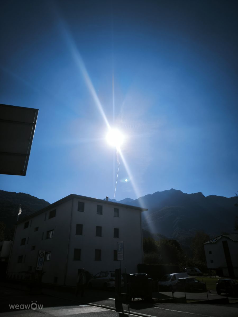 Photograph Michele Trillini, Wetter Photos Bellinzona - Weawow