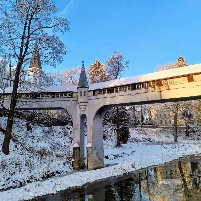 Kreuzung. Wettervorhersagen mit schönen Fotos von Kripo Fotos Ladek Zdroj