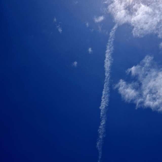 Coming. Weather forecasts with beautiful photos by Wen-ya Huang Photos in Kaohsiung City