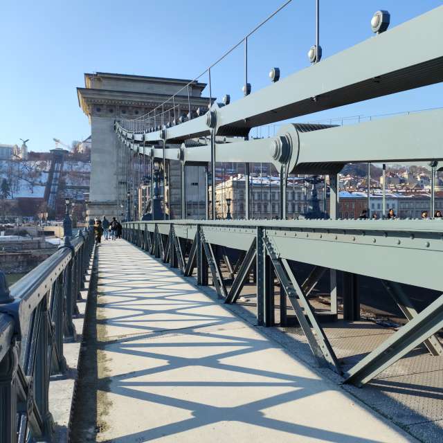 Schiene. Wettervorhersagen mit schönen Fotos von Lirios Fotos Budapest