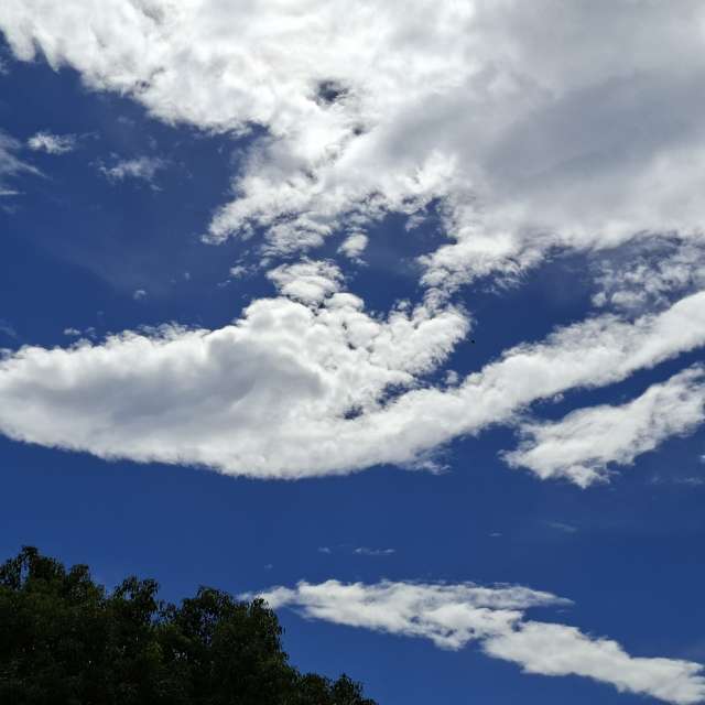 Hill. Weather forecasts with beautiful photos by Wen-ya Huang Photos in World