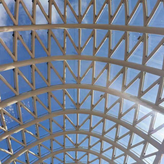 Hình ảnh Building. Dự báo thời tiết với những bức ảnh đẹp của Mircea ở Isani Street