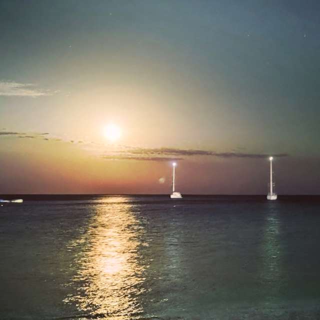 Pronósticos del tiempo con hermosas fotos de Liceul Industrial Busteni