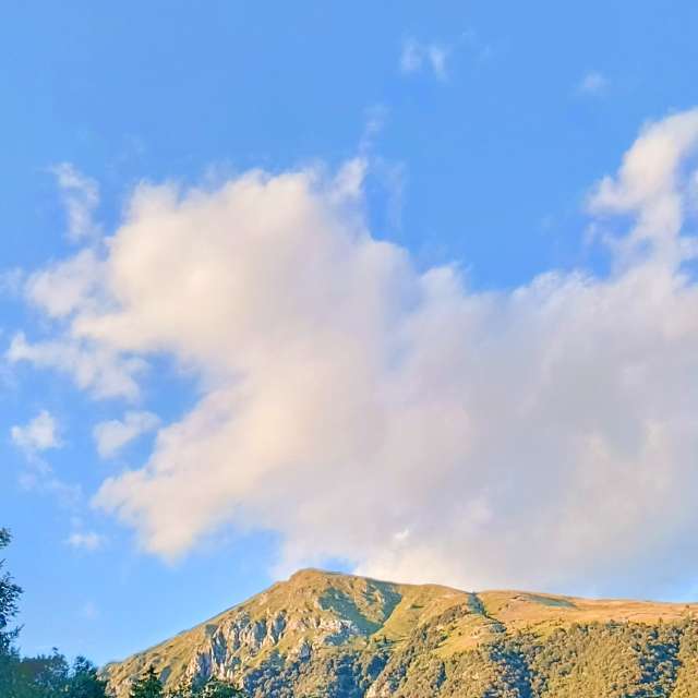 Covered. Weather forecasts with beautiful photos by ik2wrv Photos in World