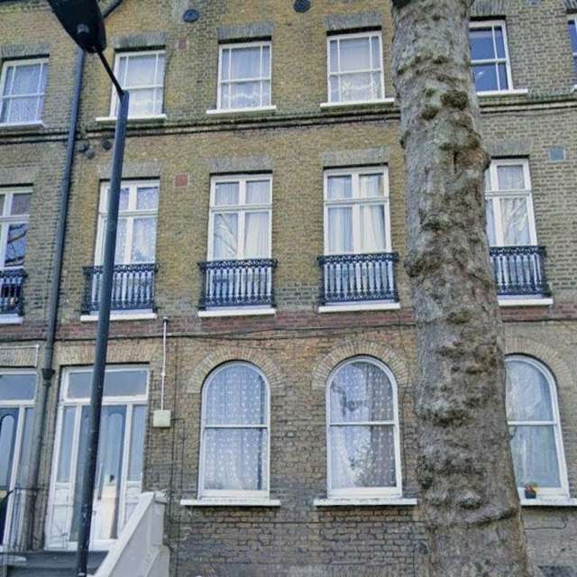 Weather forecasts with beautiful photos by Petewhites