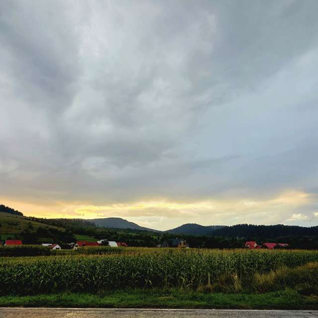 Weather Photos in World. Weather forecasts with beautiful photos by Camelyon