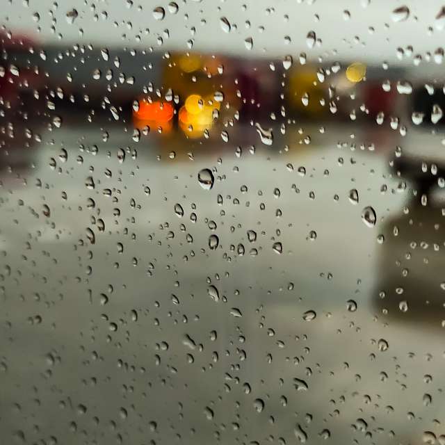 Photos Pluie. Prévisions météo avec de superbes photos de Miloš_SK de Sereď
