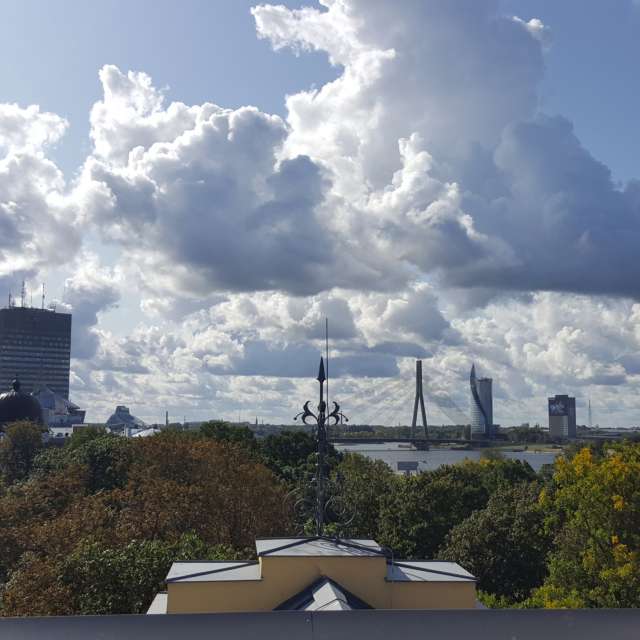 Large. Wettervorhersagen mit schönen Fotos von Alla Volkova Fotos Riga