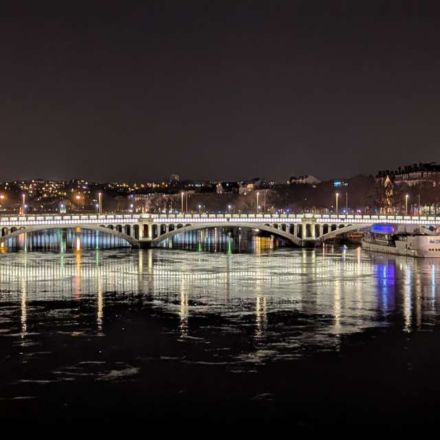 Weather forecasts with beautiful photos by xingudi