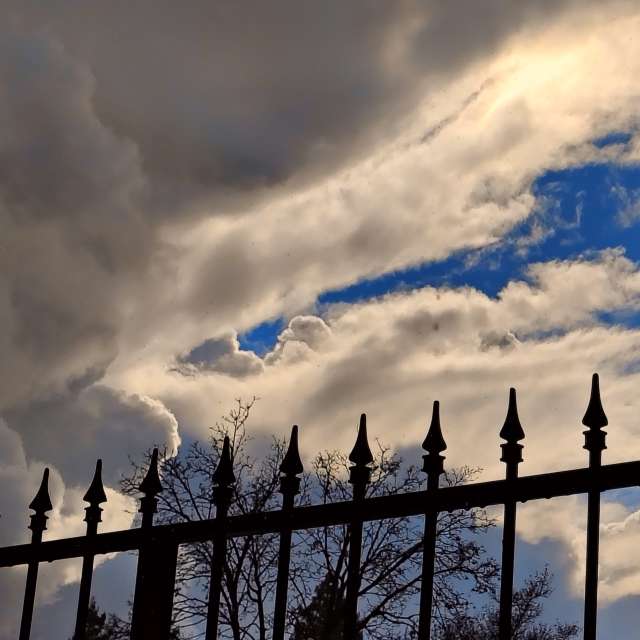 Прогнозы погоды с чудесными фотографиями, сделанными Ghostroku