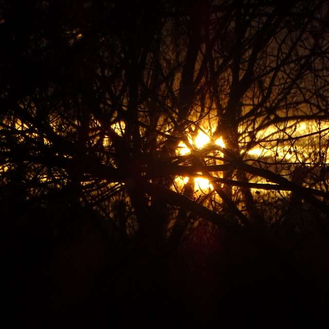 Fotos Luz. Previsões do tempo com lindas fotos de Vasek325 em Praha 4