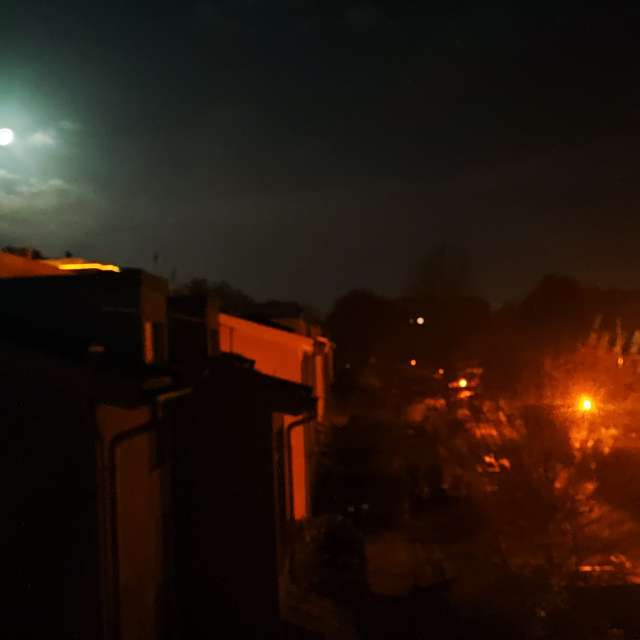 Truck. Weather forecasts with beautiful photos by Tercis Photos in Ettlingen