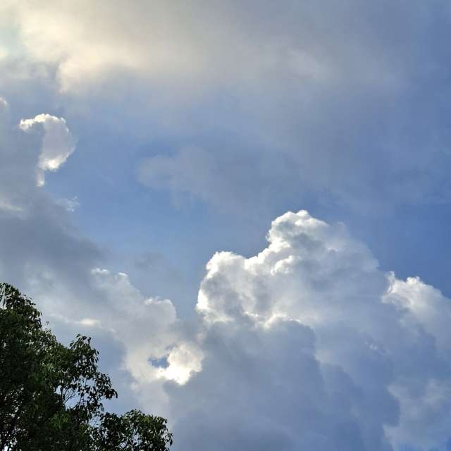 Fotos Dia. Previsões do tempo com lindas fotos de Wen-ya Huang em Kaohsiung City