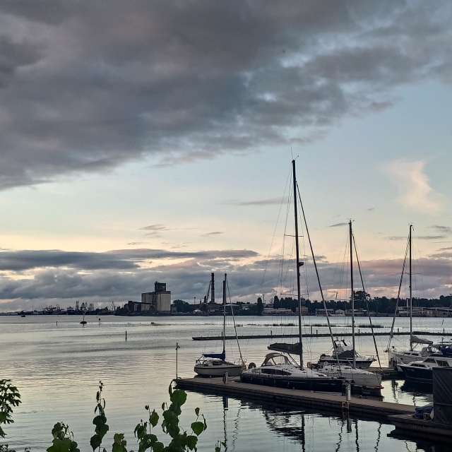 Photos Bateau. Prévisions météo avec de superbes photos de newgen de Riga