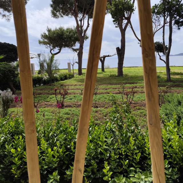 Photos Lieu. Prévisions météo avec de superbes photos de XARA de Grèce-Centrale