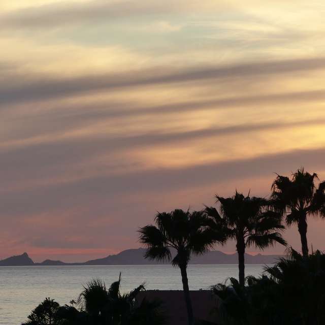 Body. Weather forecasts with beautiful photos by BijanZ Photos in World